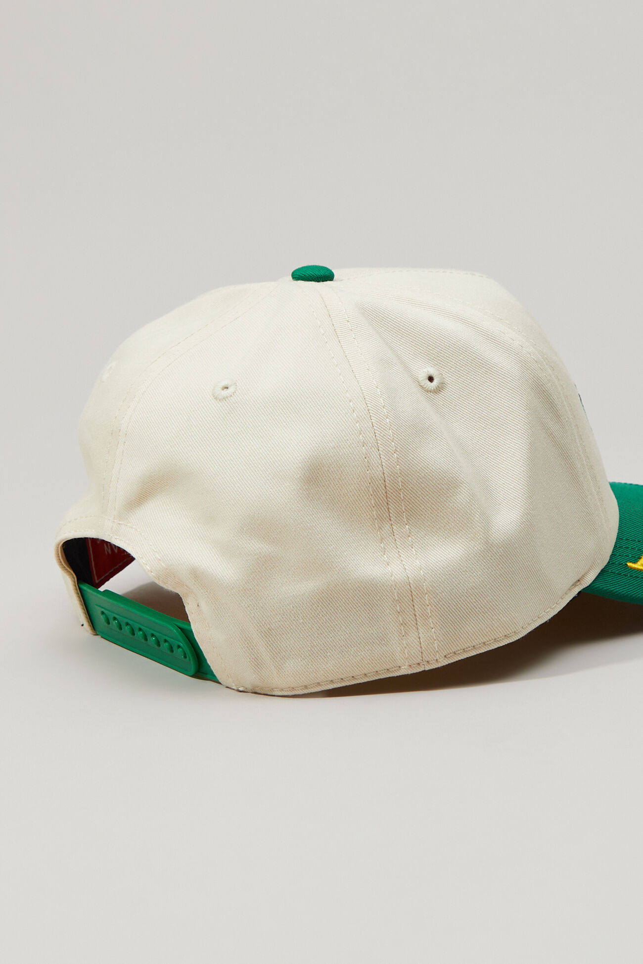 Hamptons Club Captain Hat