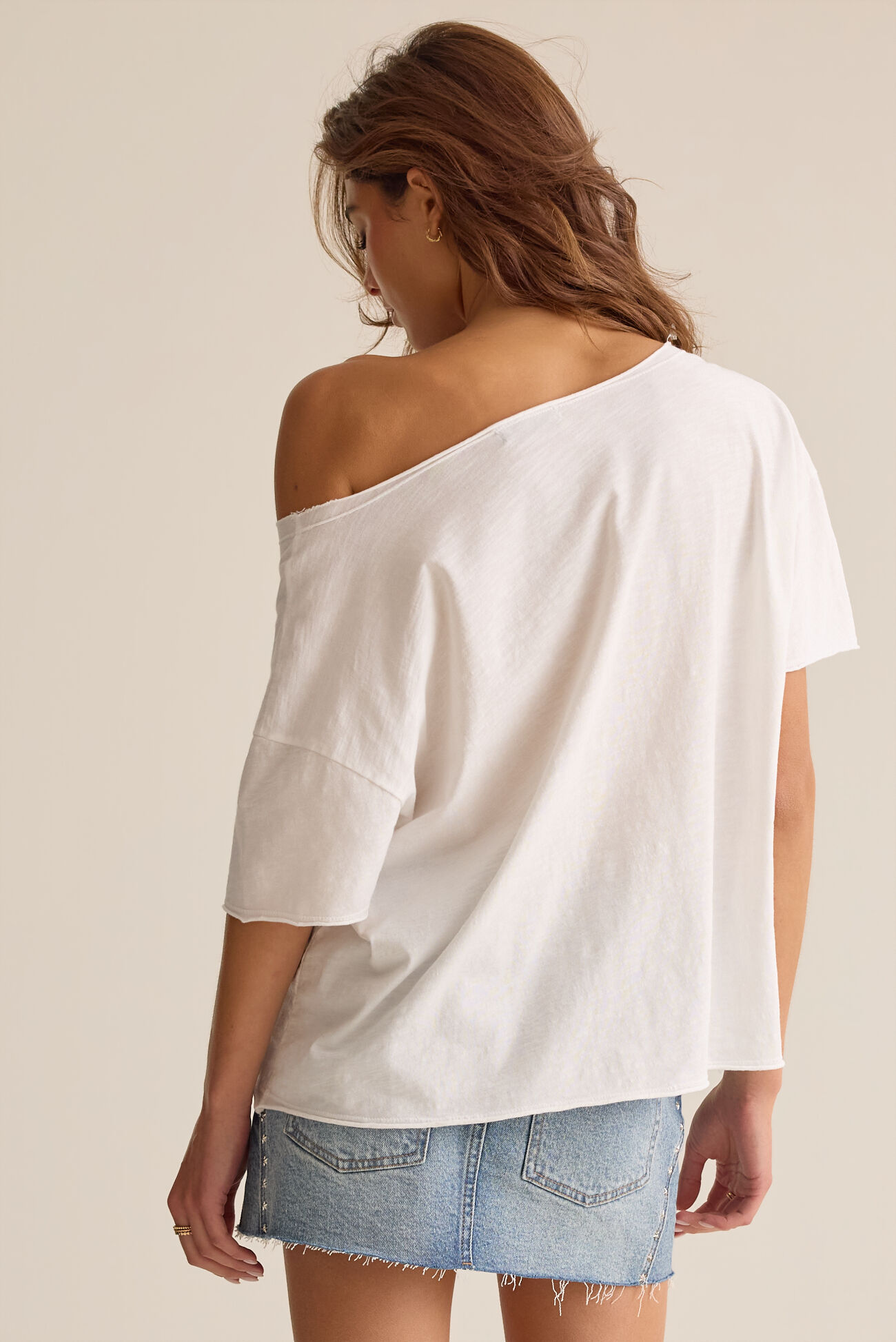 London Off Shoulder Tee