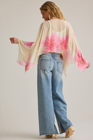Brielle Floral Poncho - Altar'd State - 