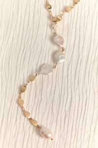 Freshwater Pearl Y Necklace Detail 3 - Altar'd State
