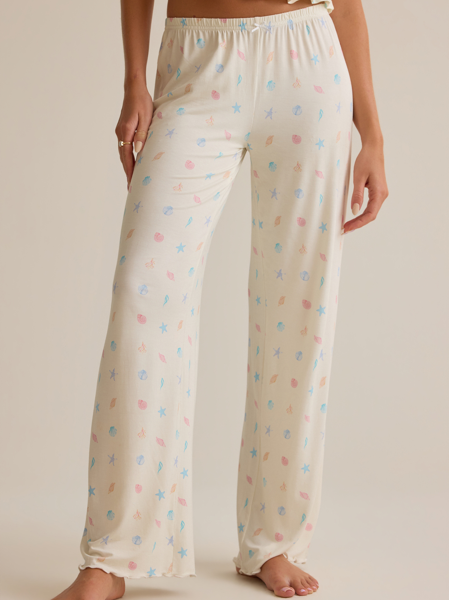 Lillianna Seashell Lounge Bottoms in Ivory | Altar'd State