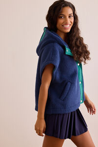 Trailside Sherpa Vest Detail 4 - Altar'd State