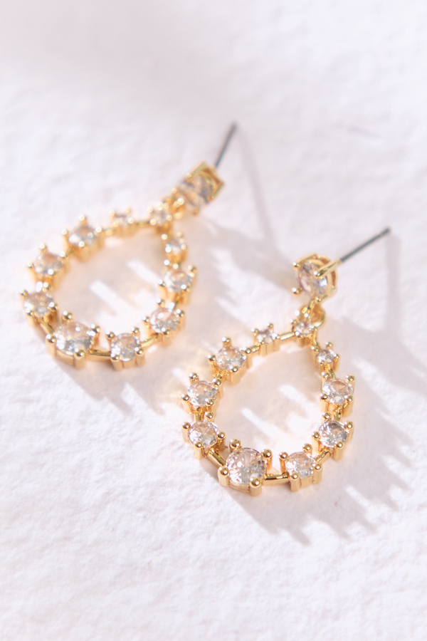 18K Gold Teardrop Glitz Dangle Detail 2 - Altar'd State