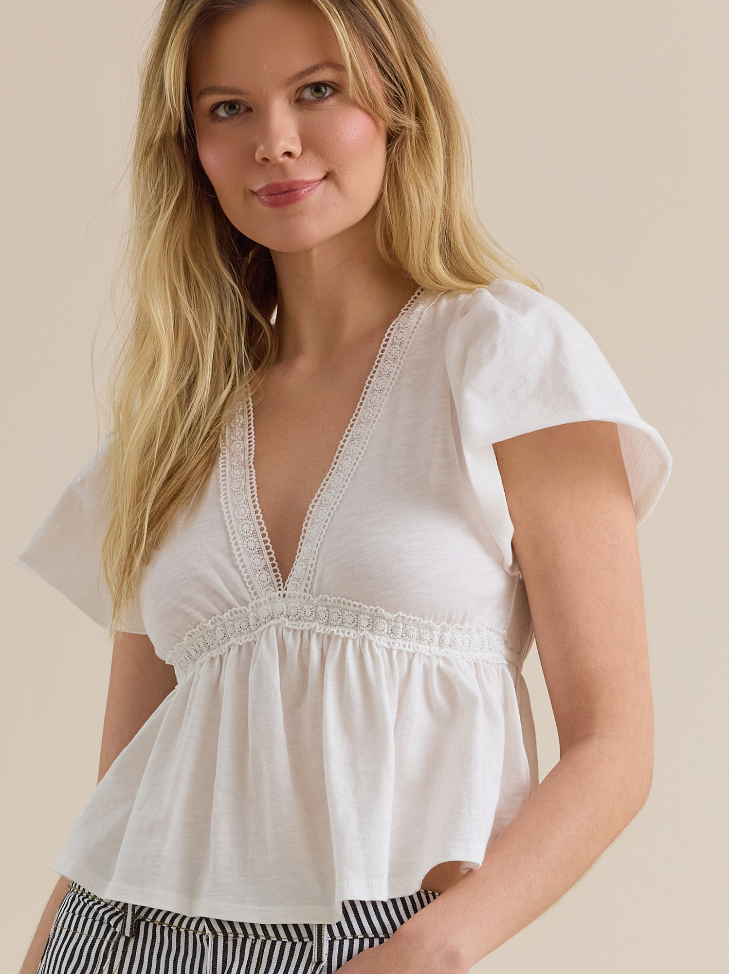 Nia Crochet Babydoll Tee in Ivory | Altar'd State