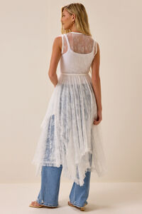 Maddie Lace Ruffle Kimono Detail 6 - Altar'd State
