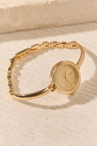 Minimal Luxe Round Watch Detail 2 - Altar'd State