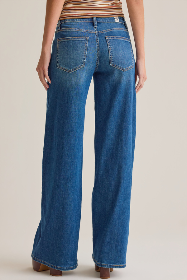 Kiera Mid Rise Jean Detail 5 - Altar'd State