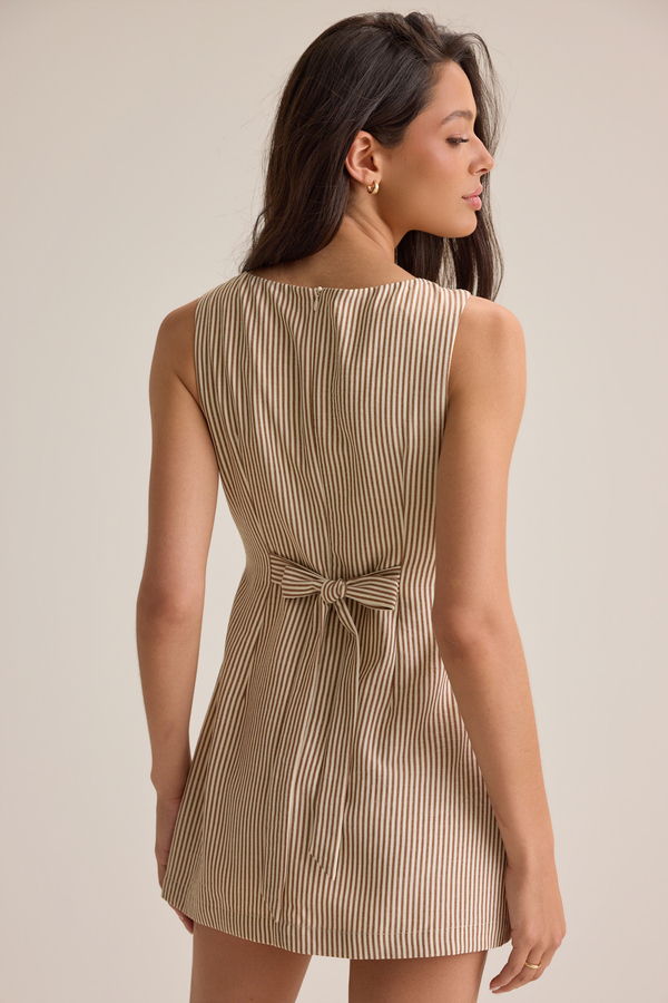 Grace Striped Romper Detail 2 - Altar'd State