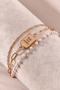 Heavenly Glow Gold Cross Bracelet Detail 2 - Altar'd State