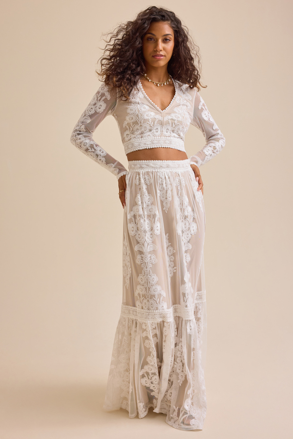 Altar'd State | Arissa Floral Embroidered Top | Ivory-Nude | Material: 100% Nylon. Lining: 100% Polyester | XL