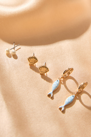 Mermaid&rsquo;s Pick Earring Set - Altar'd State - 