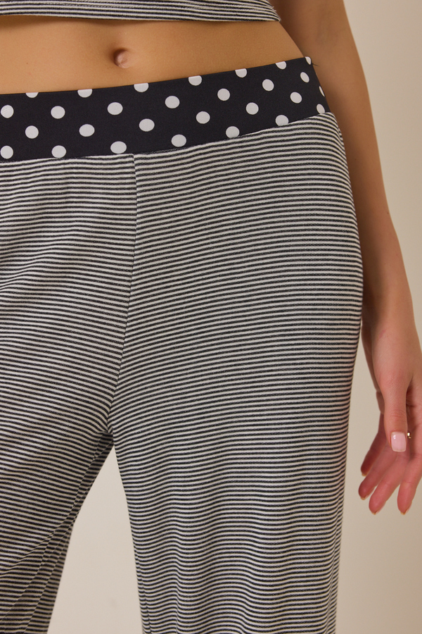 Sydney Lounge Pant Detail 2 - Altar'd State