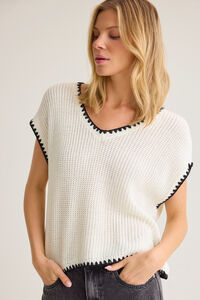 Kayte Sleeveless Sweater Detail 3 - Altar'd State