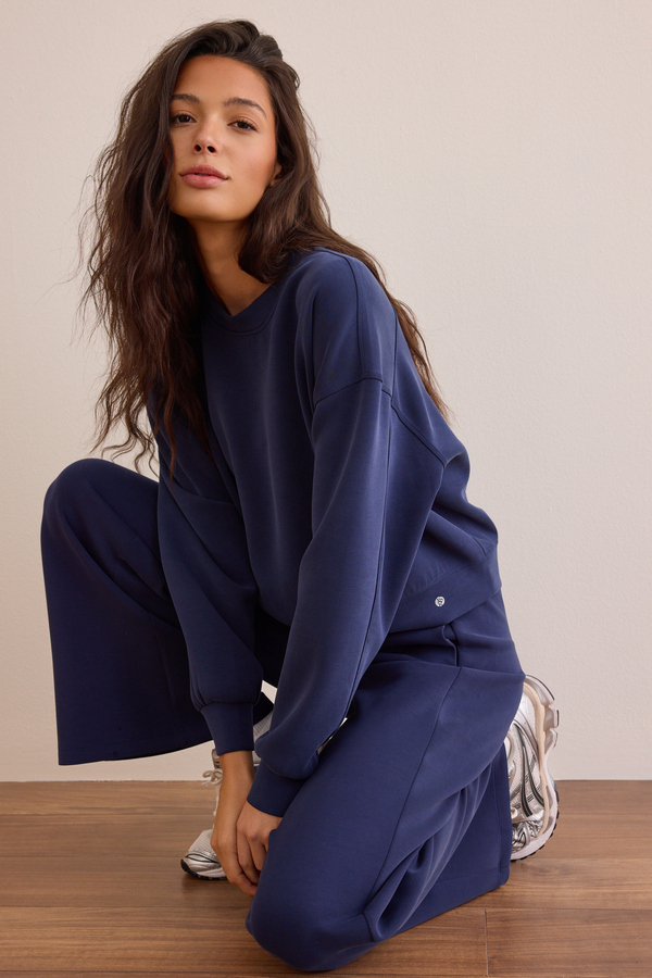 Supersoft Crew Pullover - Altar'd State