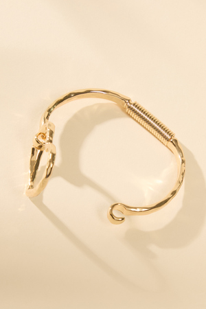 Maeve Hammered Heart Bangle - Altar'd State - 