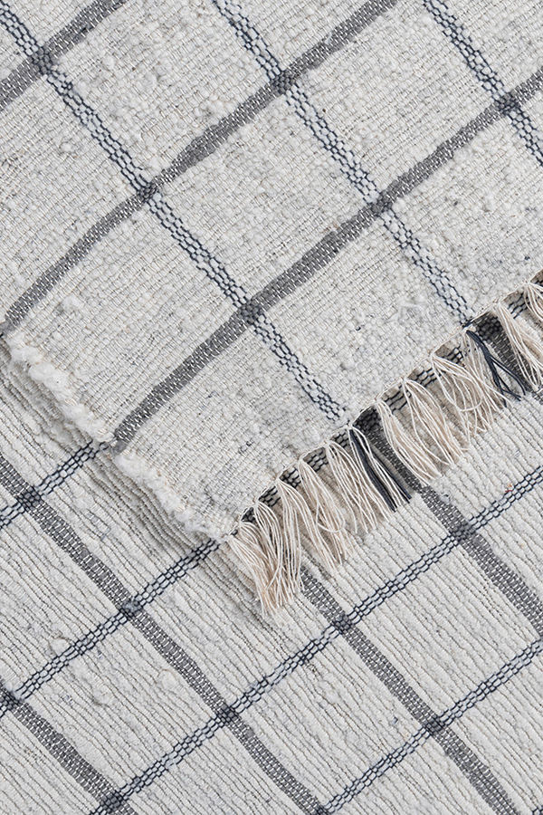 Lily Handwoven Rug Detail 6 - Altar'd State