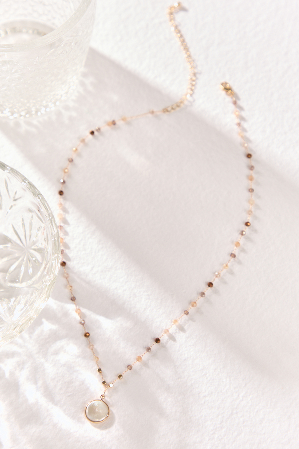 Adalyn Pearl Necklace Detail 2 - Altar'd State