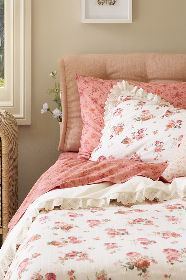 Blossom Cotton Sheet Set Detail 2 - Altar'd State