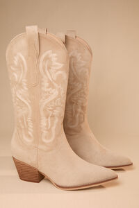 Amaya Western Boots Detail 3 - Altar'd State