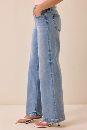 Yvette Mid Rise Straight Leg Jeans - Altar'd State - 