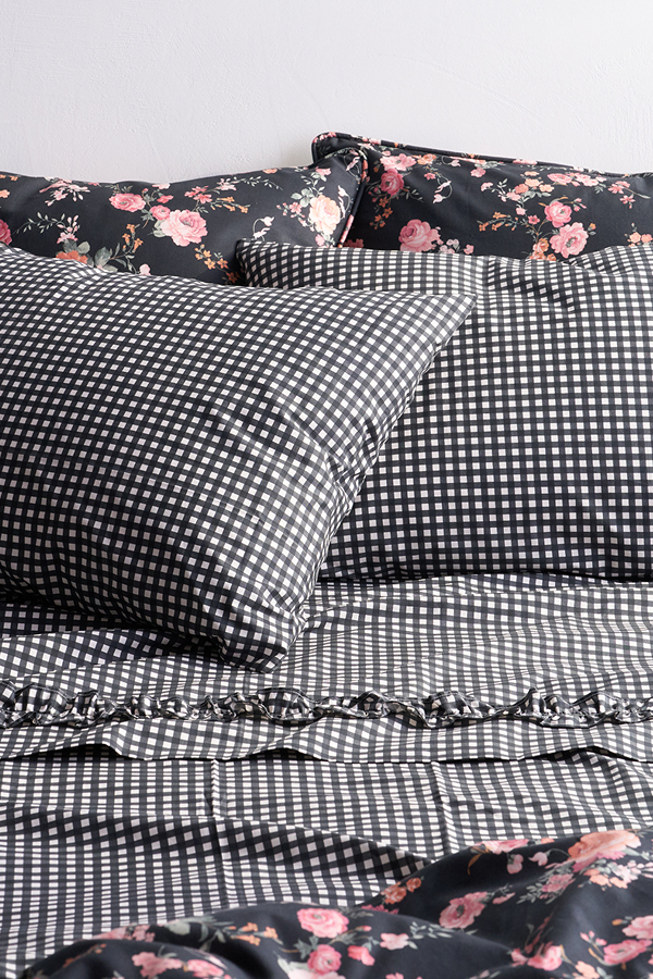 Harper Cotton Single Pillowcase Detail 2 - Altar'd State