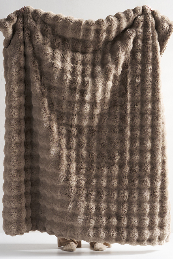 Daphne Throw Detail 1 - Altar'd State