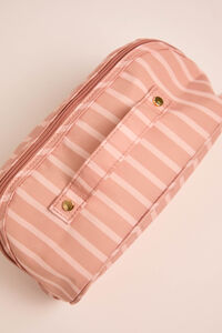 Sanctuary Cosmetic Bag Detail 6 - Altar'd State