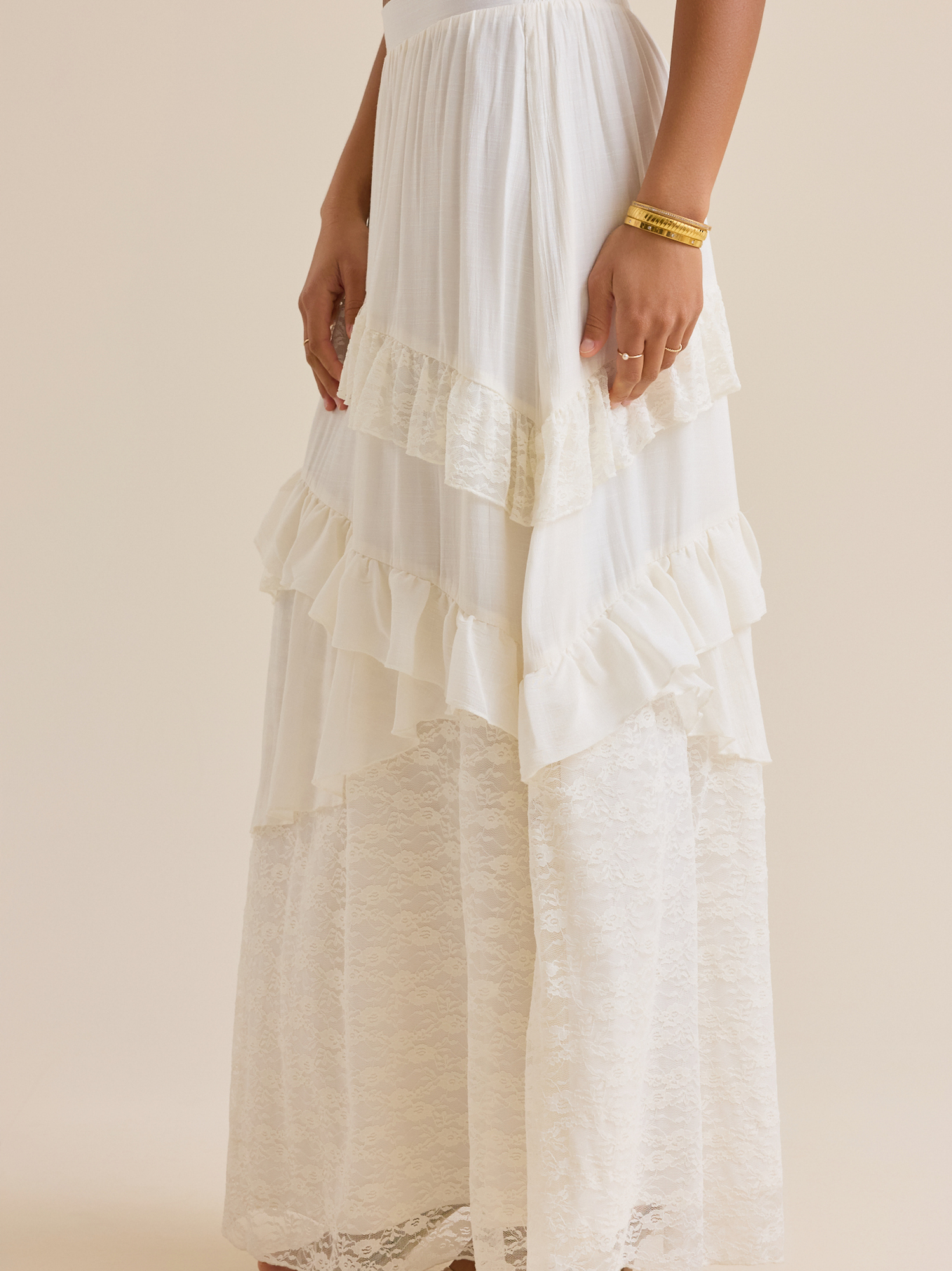 スカート theredthread frontier tiered skirt white Evangeline Asymmetrical Tiered Maxi Skirt in Ivory | Altar'd State