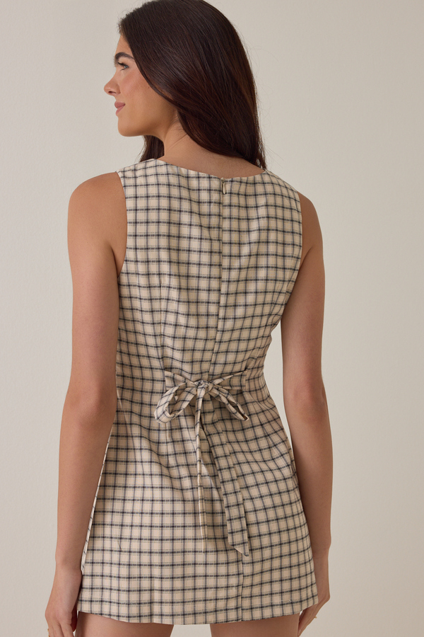 Francesca Plaid Romper Detail 4 - Altar'd State
