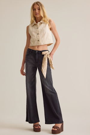 Maddie Straight Leg Jeans - Altar'd State - 