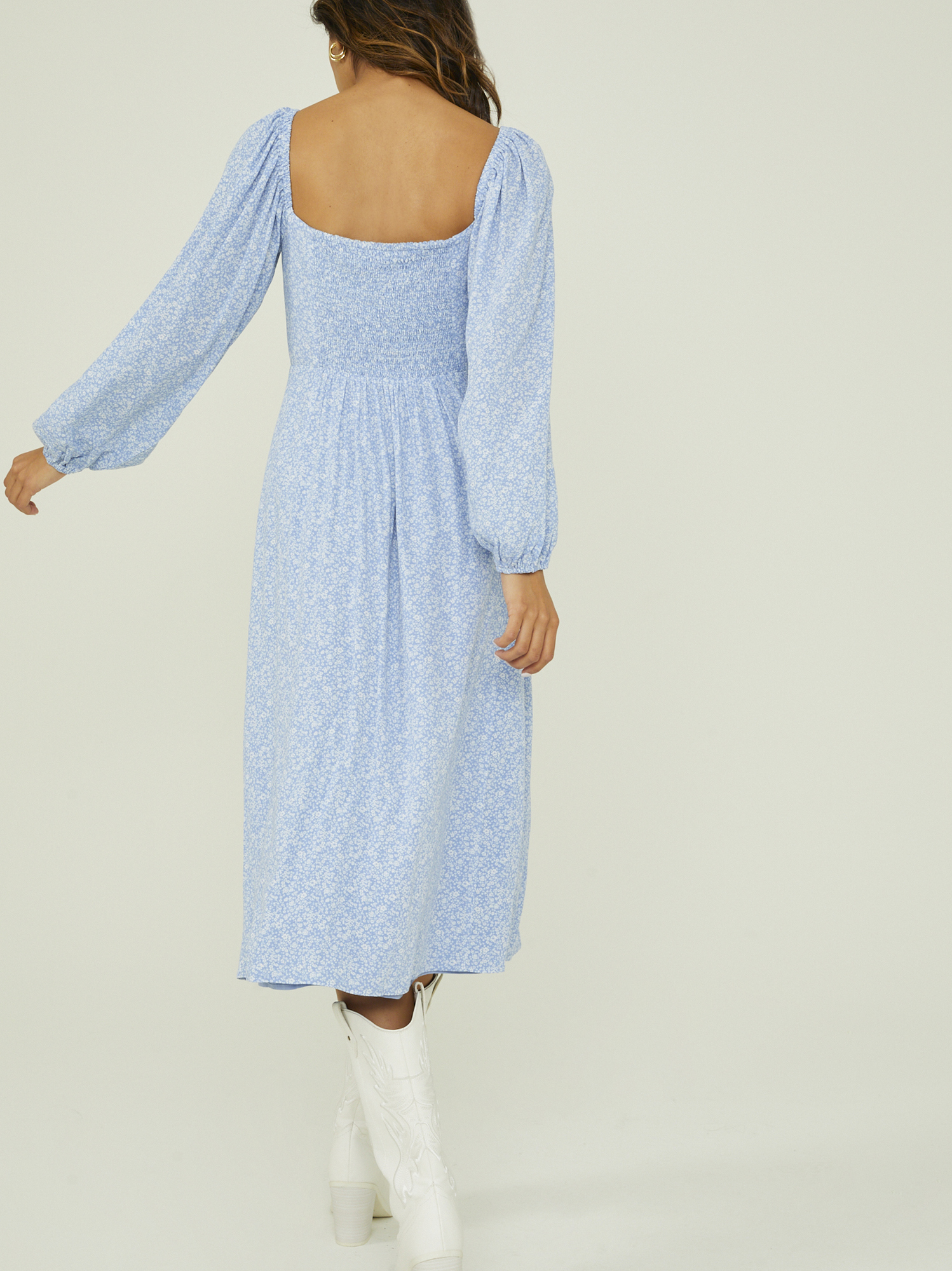 jessica-floral-midi-dress-in-blue-altar-d-state