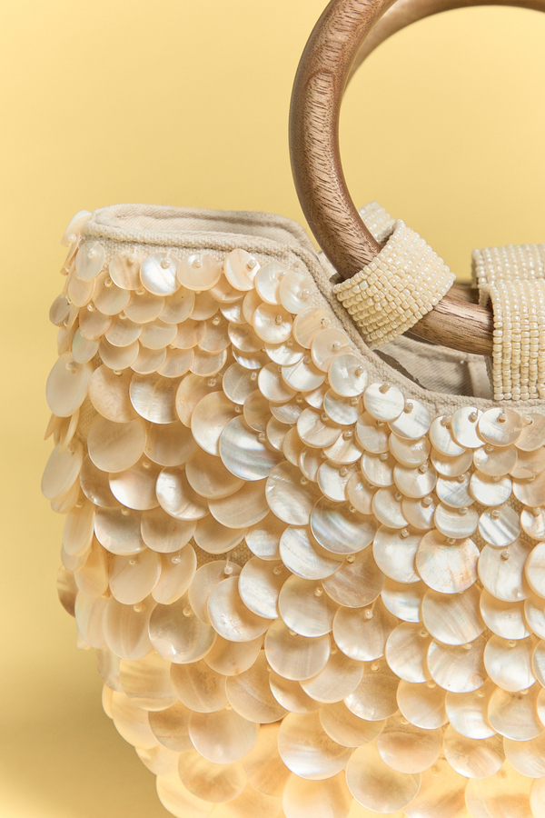 Haven Shell Covered Purse Detail 2 - Altar'd State