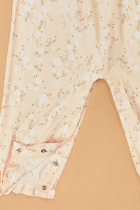Dolly Daisy Ruffle Overalls Detail 3 - Altar'd State