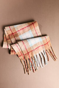 Lennon Plaid Scarf Detail 4 - Altar'd State