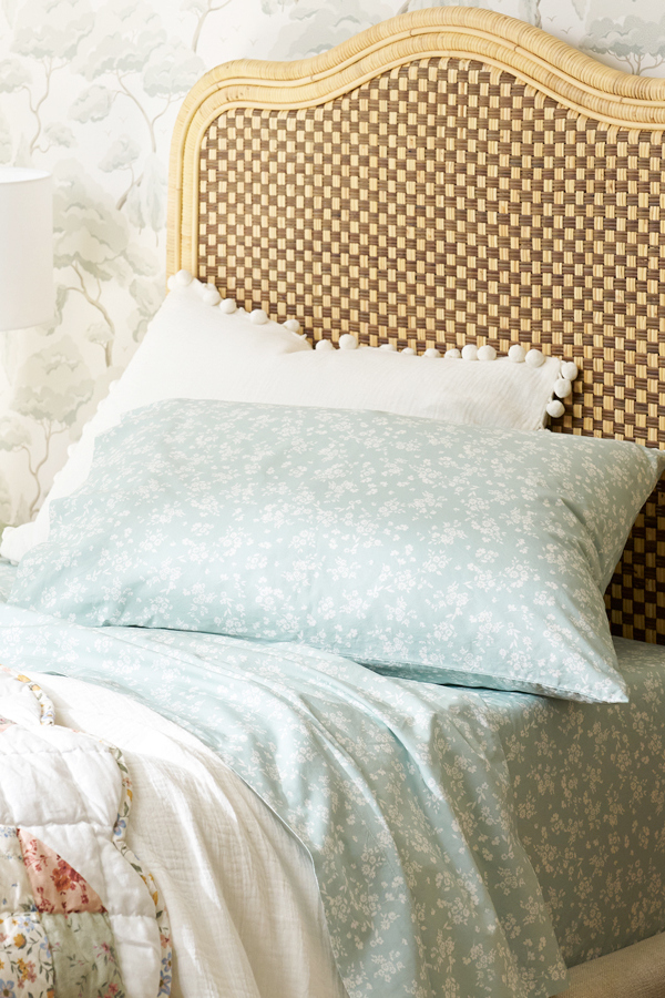 Sabrina Woven Headboard Detail 2 - Altar'd State