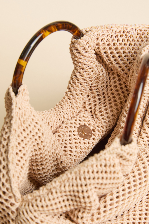 Claire O Ring Purse Detail 4 - Altar'd State