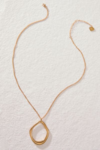 Molten Circle Pendant Necklace Detail 2 - Altar'd State