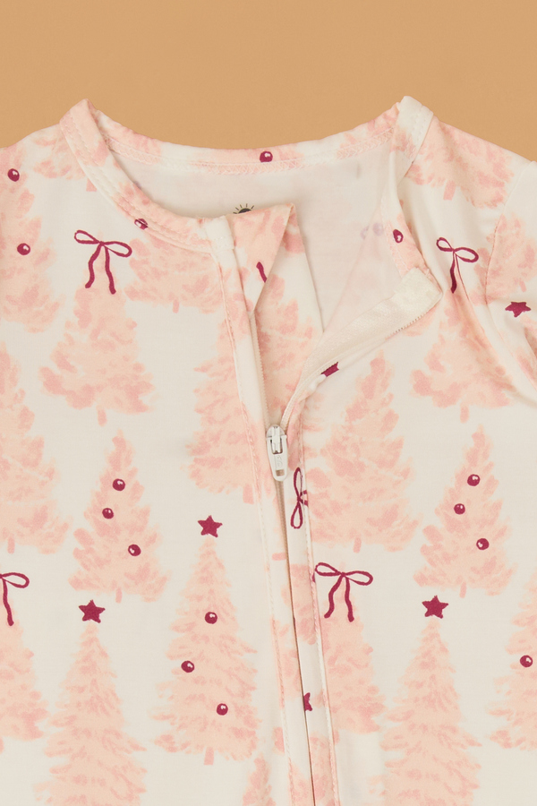Sweet Spruce Romper Detail 3 - Altar'd State