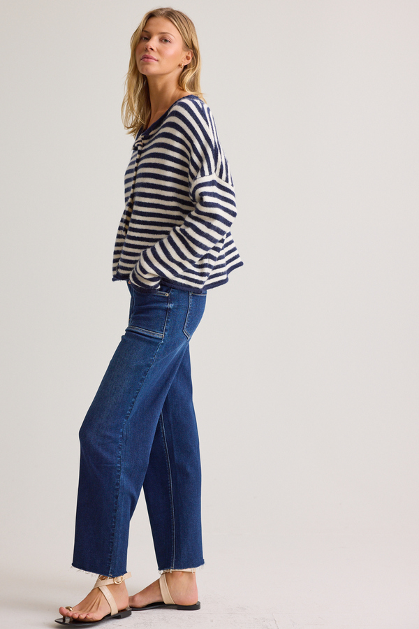 Aria Mid Rise Cropped Jeans Detail 5 - Altar'd State