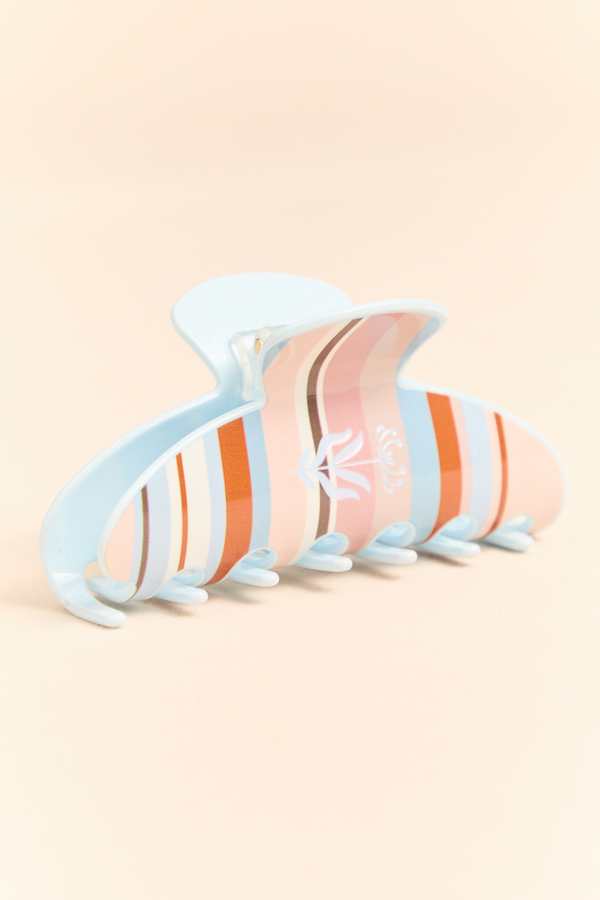 Multi Stripe Claw Clip Detail 3 - Altar'd State