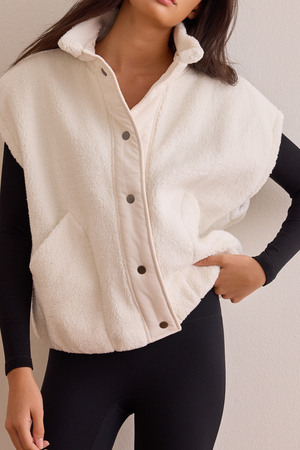 Rally Sherpa Button Vest - Altar'd State - 