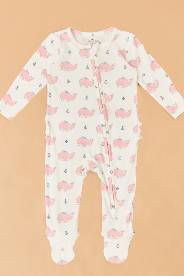 Brooke Bubbly Whale Footie - Altar'd State
