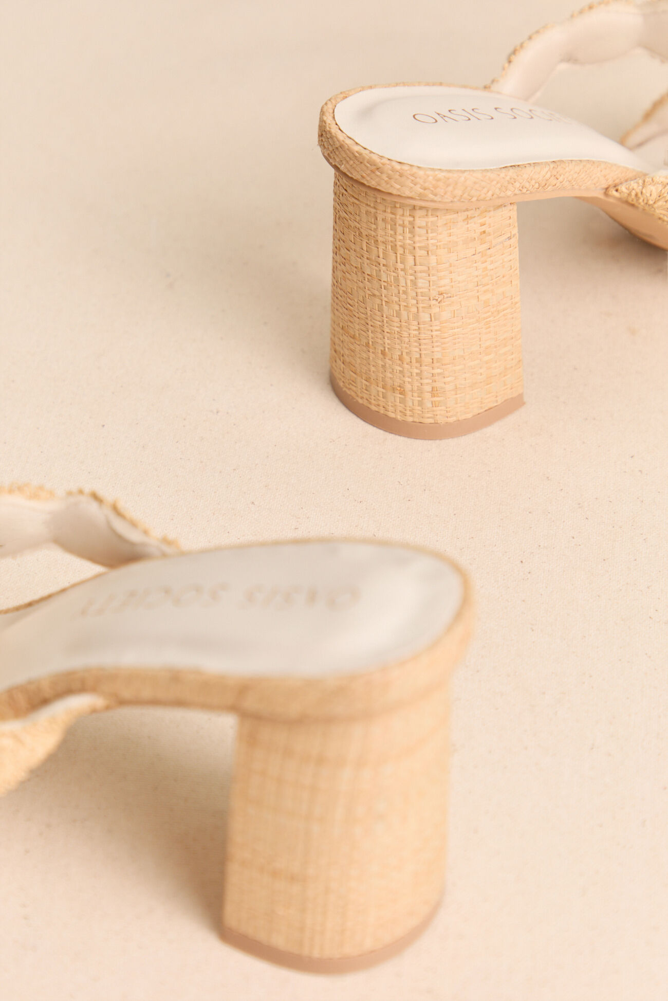 Helena Pearl Scallop Heel