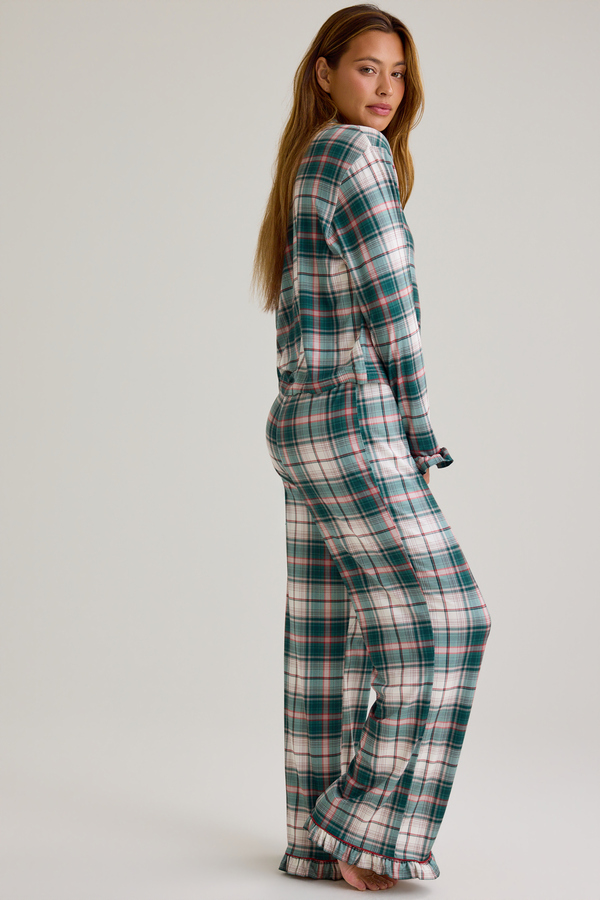Clara Plaid Lounge Top Detail 5 - Altar'd State