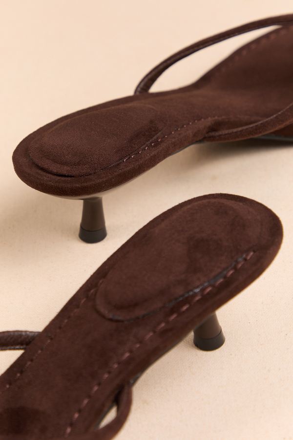 Verona Suede Kitten Heel Detail 4 - Altar'd State
