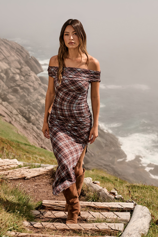 Annika Maxi Dress Detail 2 - Altar'd State