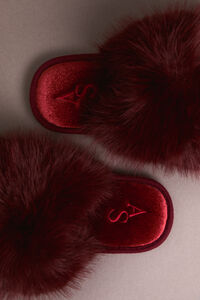 Caribou Fur Slipper Detail 2 - Altar'd State