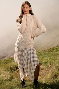 Noel Oversized Cable Knit Sweater Detail 3 - Altar'd State