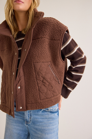 Kaia Sherpa Vest - Altar'd State - 
