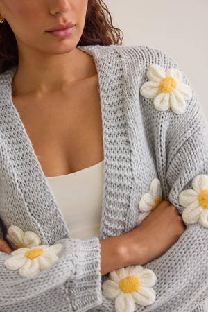 Jennie 3D Flower Cardigan - Altar'd State